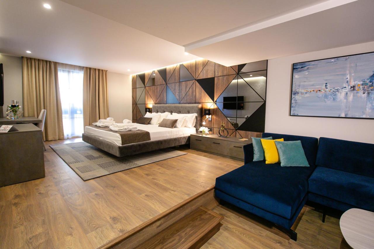 Hotel Sokrati Selitë e Vogël Buitenkant foto