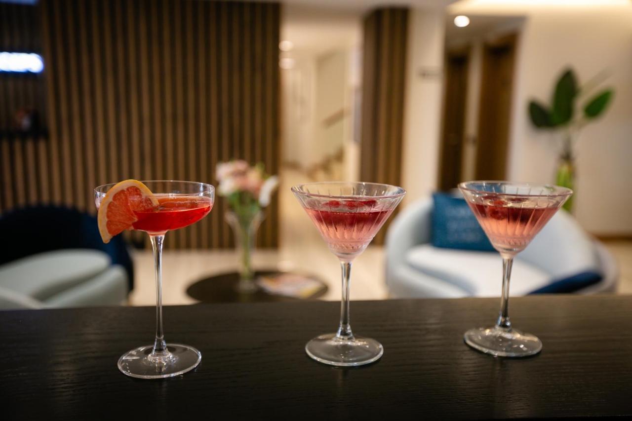 Hotel Sokrati Selitë e Vogël Buitenkant foto