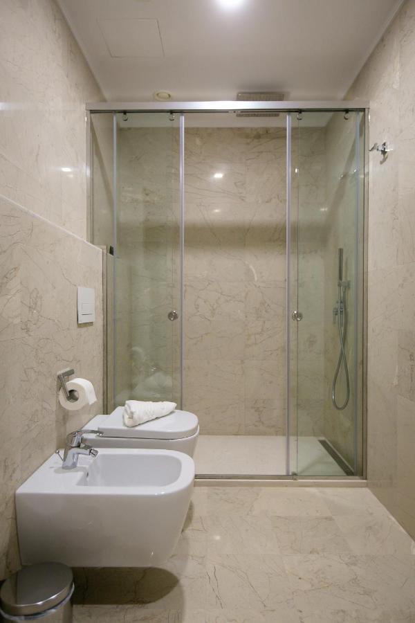 Hotel Sokrati Selitë e Vogël Buitenkant foto